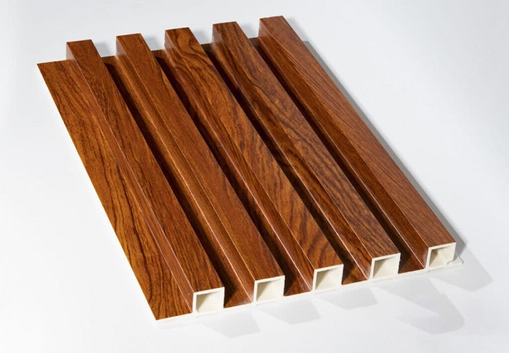 Cách chọn mua sóng nhựa giả gỗ trong trang trí nội thất