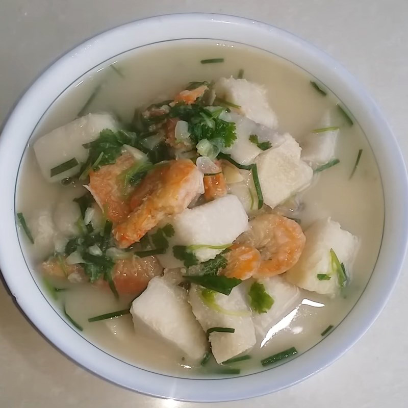 Món canh khoai môn nấu tôm