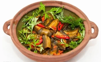 Cách làm lươn kho gừng ngon đậm đà